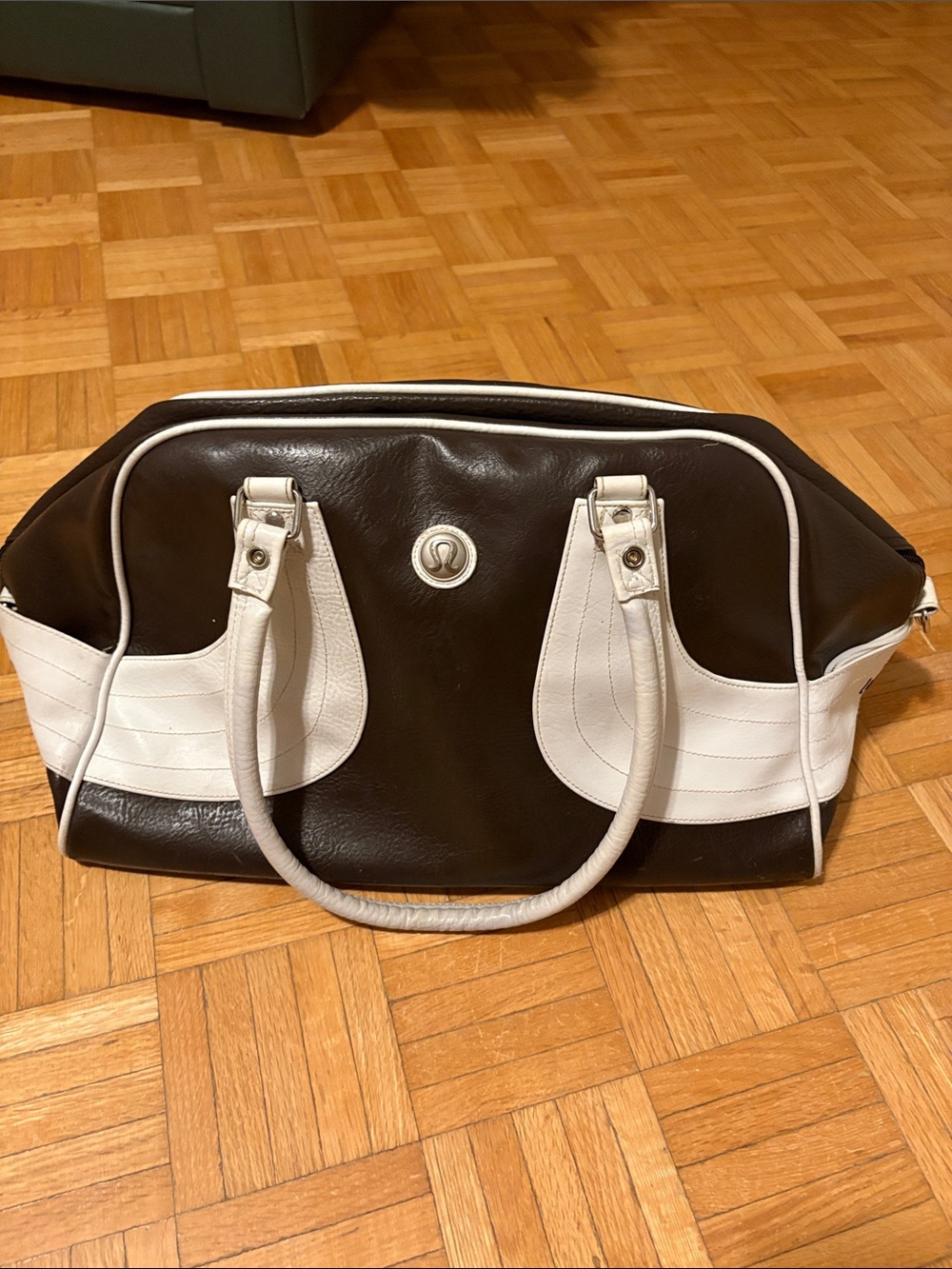lululemon athletica duffle bag